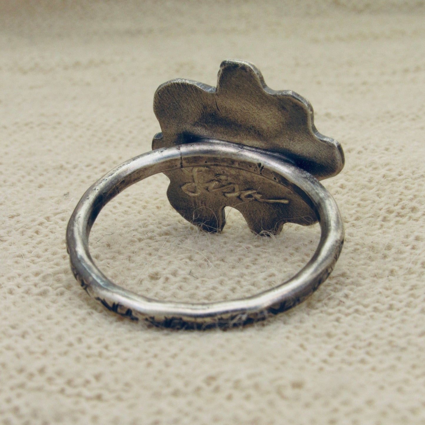 Carnation Ring