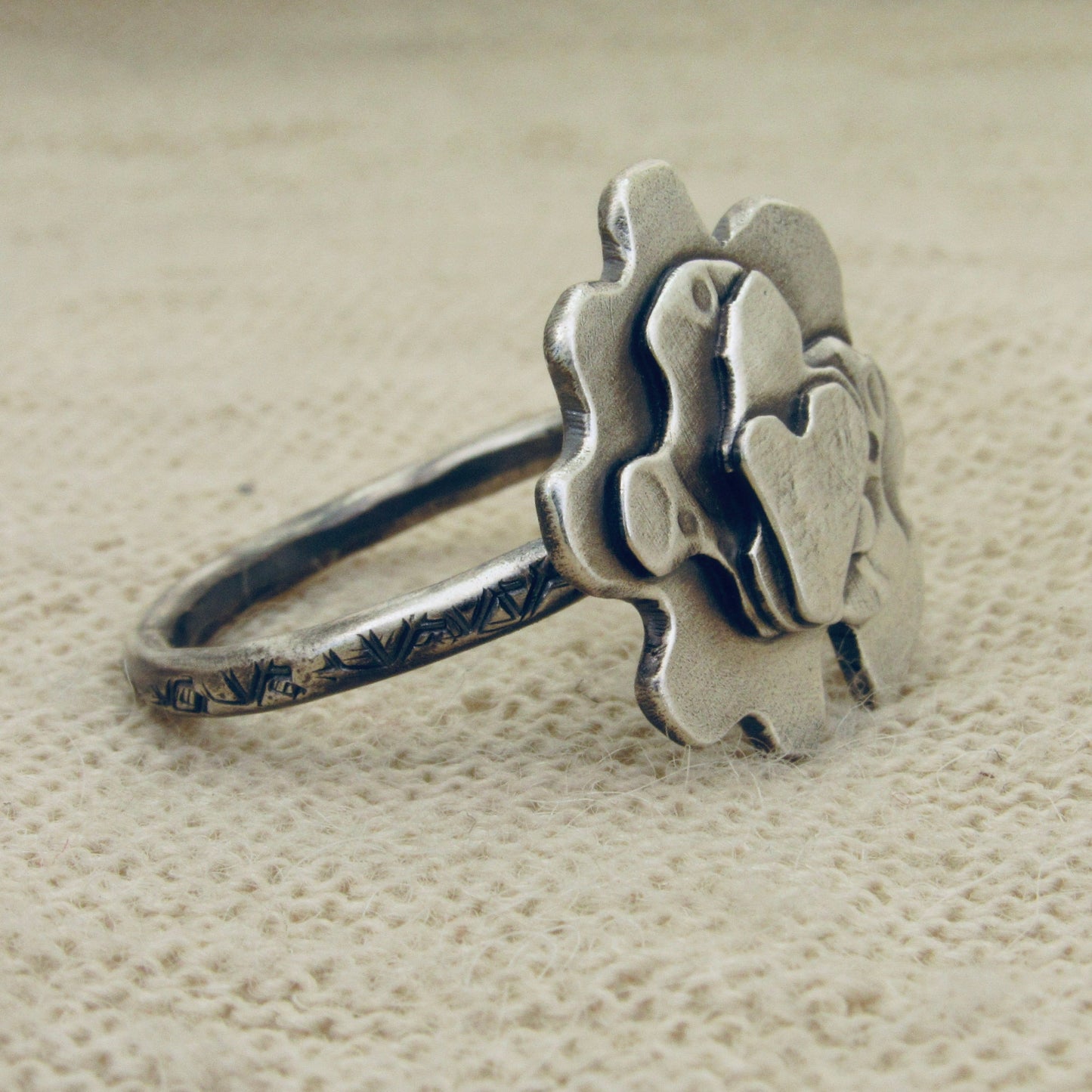 Carnation Ring